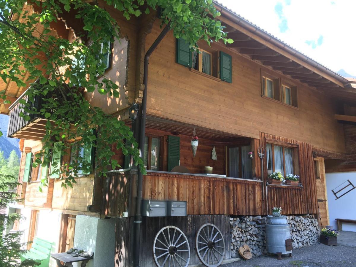 Ferienwohnung Lindenheim كاندرستغ المظهر الخارجي الصورة